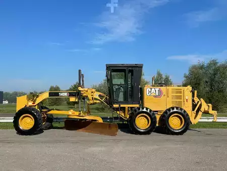 Graders 2021 Caterpillar 140k (1)