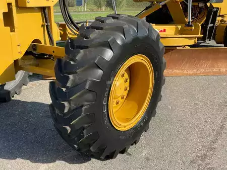 Graders 2021 Caterpillar 140k (10)
