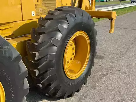 Graders 2021 Caterpillar 140k (12)