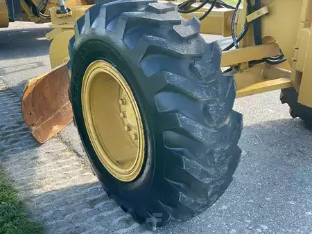 Graders 2021 Caterpillar 140k (13)