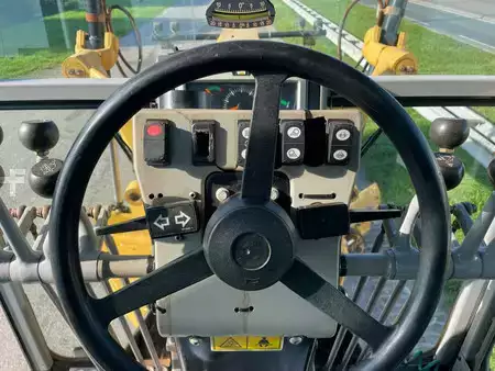 Graders 2021 Caterpillar 140k (19)
