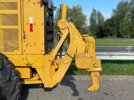 Graders 2021 Caterpillar 140k (33)