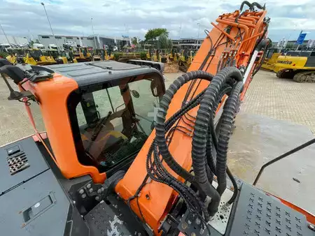 Korečková rýpadla 2015 Doosan DX235LCR-5 (27)