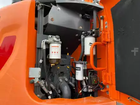 Korečková rýpadla 2015 Doosan DX235LCR-5 (29)