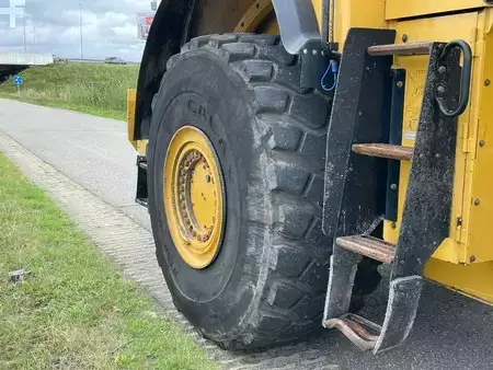 Hjullæsser 2016 Caterpillar 980M certified rebuild (14)