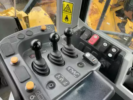 Hjullæsser 2016 Caterpillar 980M certified rebuild (22)