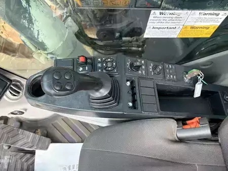 Rupsgraafmachines 2019 Volvo EC220EL (24)