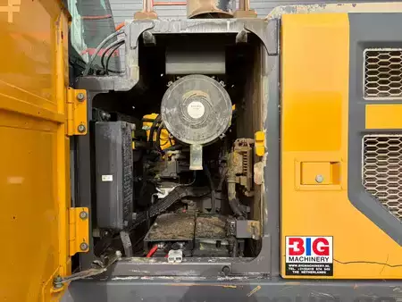 Rupsgraafmachines 2019 Volvo EC220EL (30)