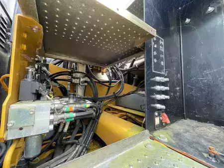 Mobilbagger 2011 Caterpillar M322D (26)