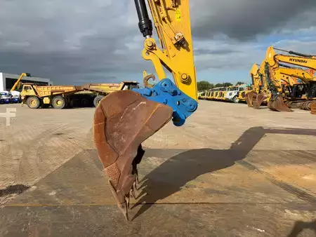 Korečková rýpadla 2017 Caterpillar 323FLN (10)