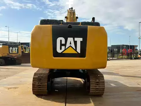 Korečková rýpadla 2017 Caterpillar 323FLN (4)