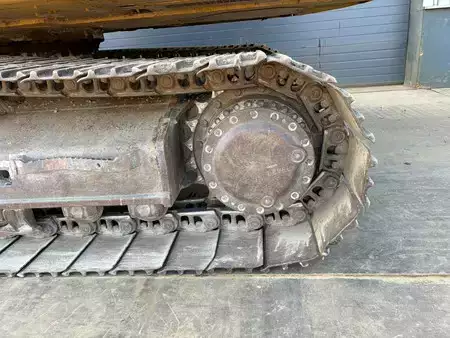 Beltegraver 2018 Caterpillar 320FL (12)