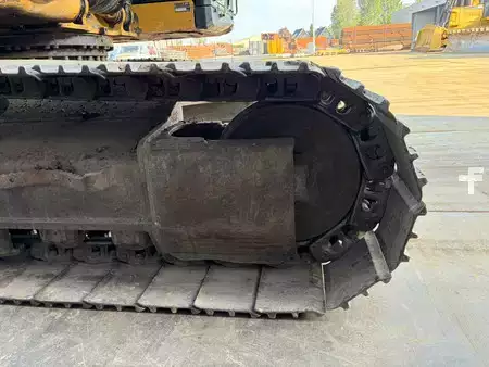 Beltegraver 2018 Caterpillar 320FL (16)