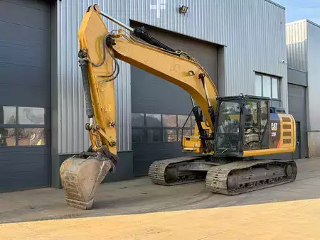 Beltegraver 2018 Caterpillar 320FL (2)
