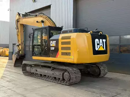 Beltegraver 2018 Caterpillar 320FL (3)