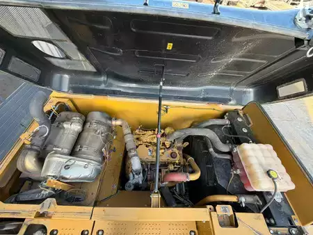 Beltegraver 2018 Caterpillar 320FL (33)