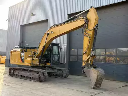 Beltegraver 2018 Caterpillar 320FL (7)