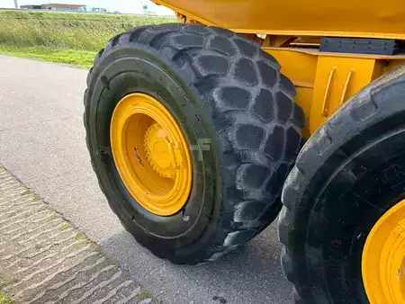 Зчленовані самоскиди 2012 Volvo A30F (15)