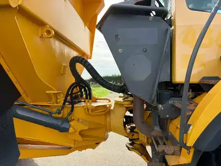 Зчленовані самоскиди 2012 Volvo A30F (16)