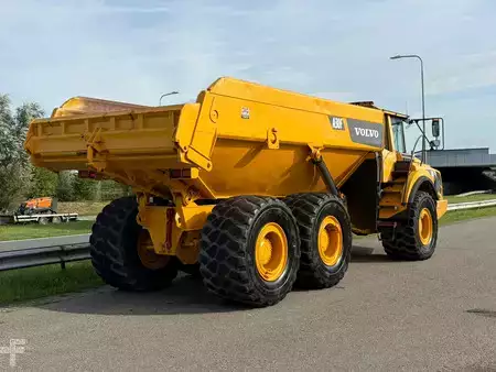Зчленовані самоскиди 2012 Volvo A30F (5)