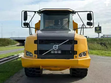 Зчленовані самоскиди 2012 Volvo A30F (8)