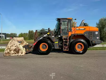 Wielladers 2021 Doosan DL380-7 (1)