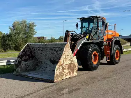 Wielladers 2021 Doosan DL380-7 (2)