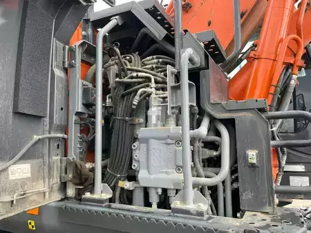Pyöräkaivinkoneet  2018 Hitachi ZX190W-6 (27)