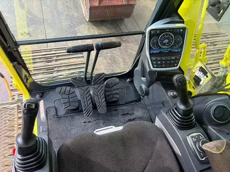Bæltegraver 2019 Hyundai HX260L (24)