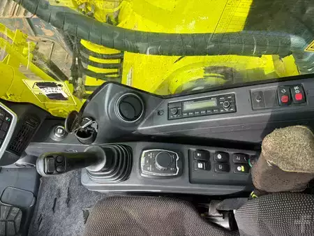 Bæltegraver 2019 Hyundai HX260L (28)