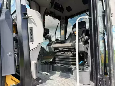 Niveladoras 2022 Caterpillar 140 AWD 15A CE / TUV / EPA Trimble prepared (23)