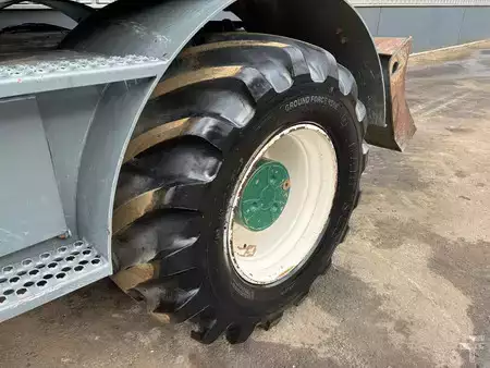 Mobilní bagry 2016 Liebherr A916 (10)
