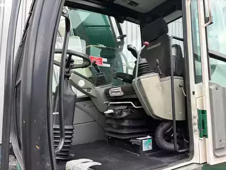 Mobilní bagry 2016 Liebherr A916 (17)