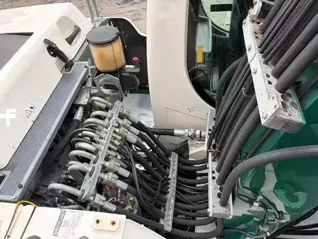 Mobilní bagry 2016 Liebherr A916 (31)