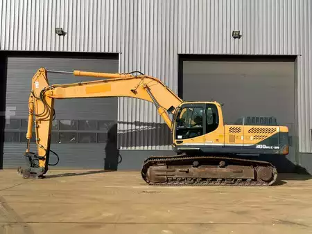 Kettenbagger 2014 Hyundai Robex 300NLC-9A (1)