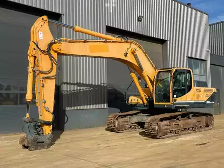 Kettenbagger 2014 Hyundai Robex 300NLC-9A (2)