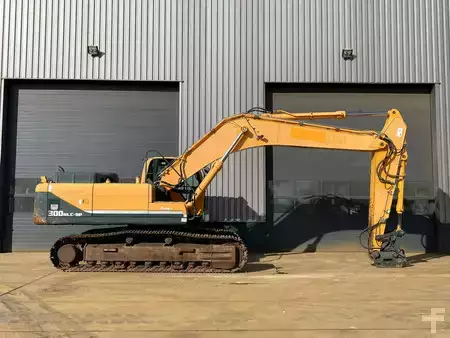 Kettenbagger 2014 Hyundai Robex 300NLC-9A (6)