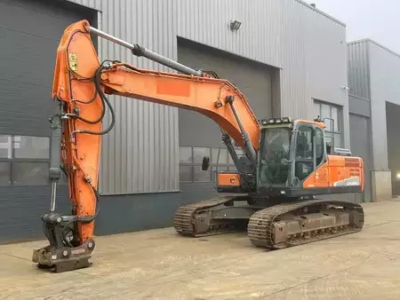 Hydraulic Excavators 2015 Doosan DX255LC-5 (2)
