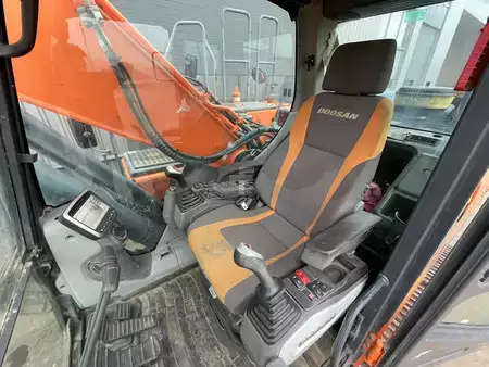 Hydraulic Excavators 2015 Doosan DX255LC-5 (21)