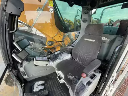 Kettenbagger 2016 Liebherr R926LC (22)