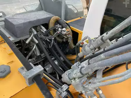 Kettenbagger 2016 Liebherr R926LC (30)