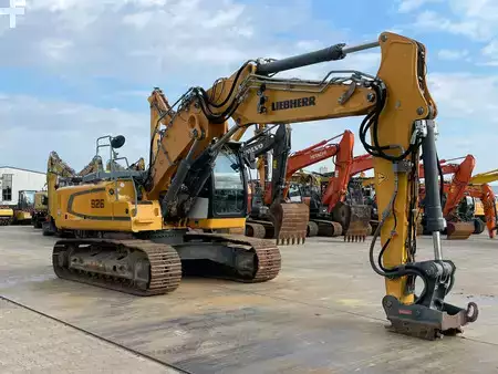 Kettenbagger 2016 Liebherr R926LC (7)
