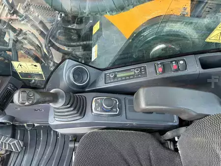 Bæltegraver 2017 Hyundai HX380L (24)