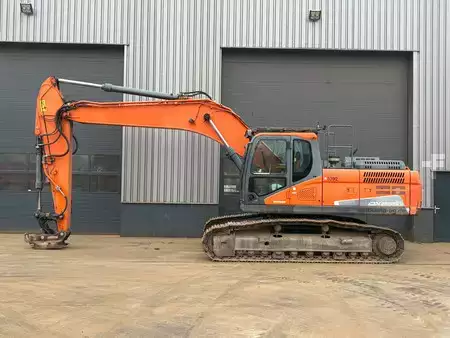 Hydraulic Excavators 2017 Doosan DX255LC-5 (1)