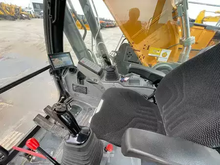 Korečková rýpadla 2021 Liebherr R934LC (21)