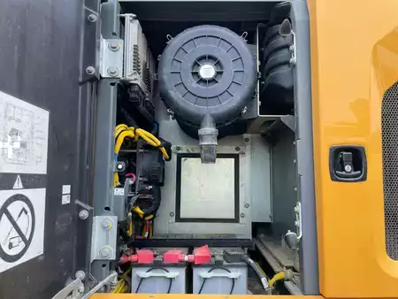 Korečková rýpadla 2021 Liebherr R934LC (29)
