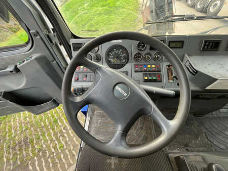 Mobilní jeřáby 2004 Grove GMK4075 (35)