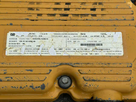 Knickgelenkte Muldenkipper/Dumper 2011 Caterpillar 740B (28)