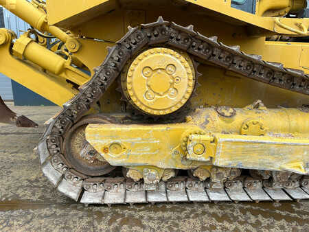 Telaketjupuskutraktorit 2001 Caterpillar D8R - Single shank ripper (13)