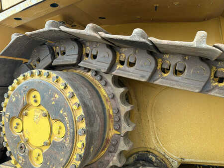 Telaketjupuskutraktorit 2017 Caterpillar D8R (13)